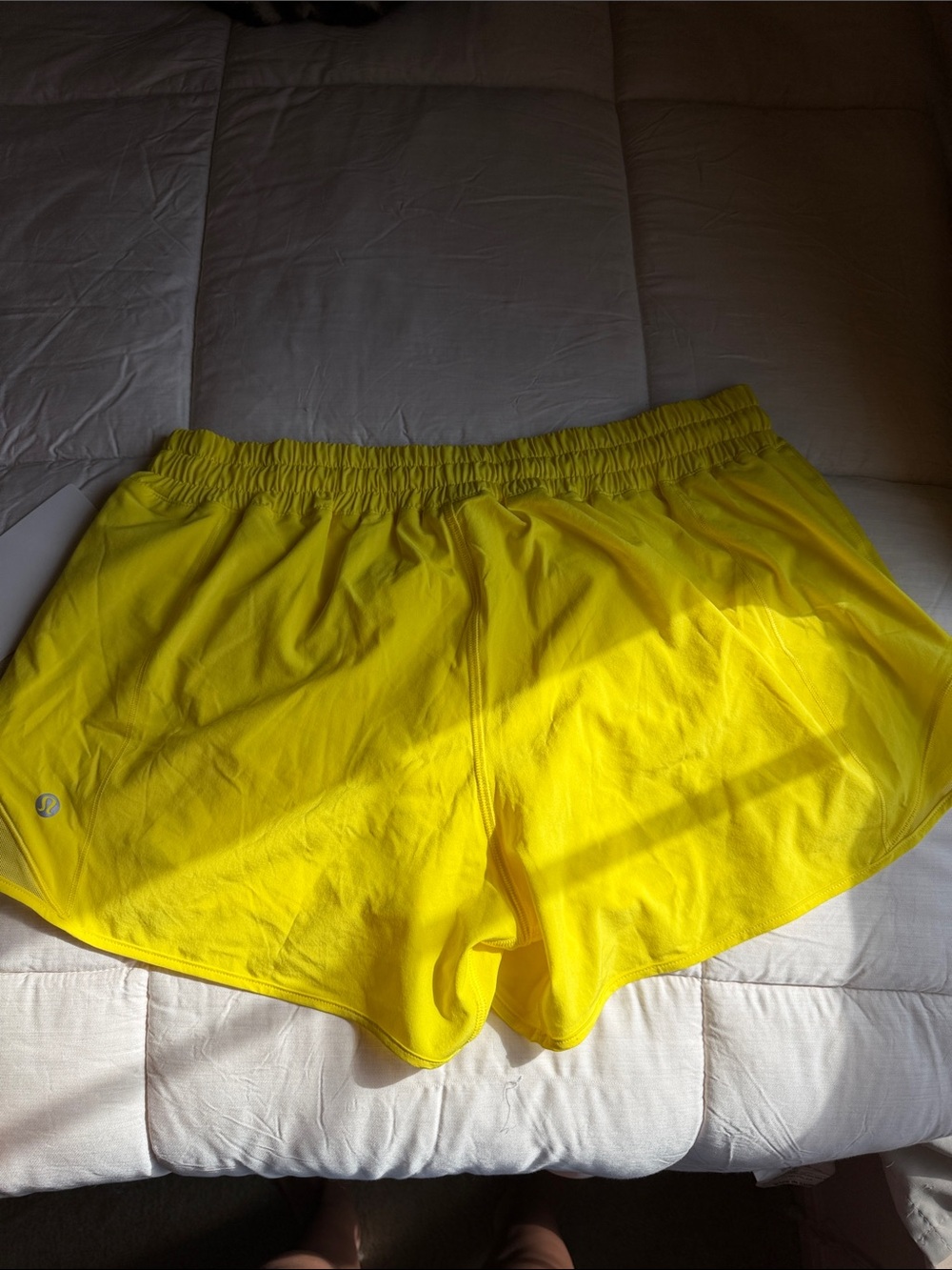 Hotty Hot LR Short 4in lined - Picture 3 of 4